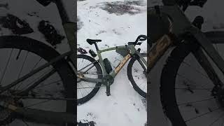 ロードバイク 雪降ってきたw  /グラベルライド