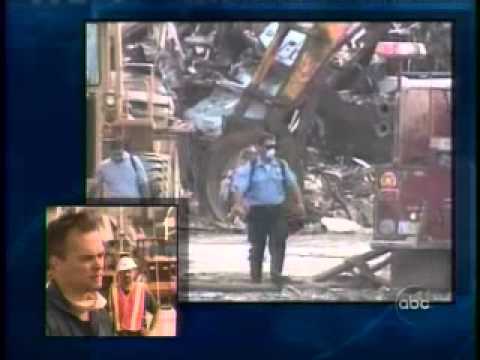 9/11 Volunteer On Vacation Actor Called In By Police Rescues Police As WTC 7 Evidence Is Removed