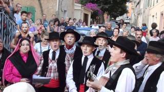 preview picture of video 'NOSTOS 2011 @ Cargèse - 'Canti d' Aiacciu' devant la mairie de Cargèse'