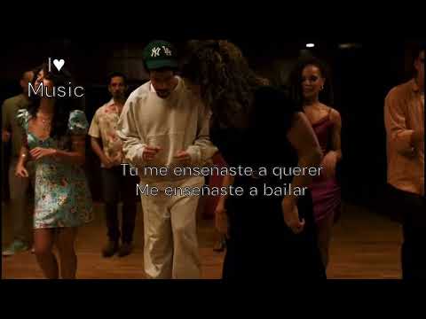 SI ME VEN SOLO Y TRISTE , NO ME HABLEN . . .   (Lyrics)