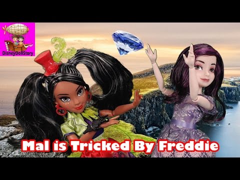 Mal is Tricked by Freddie - Part 10 - Moana and Descendants Series Disney