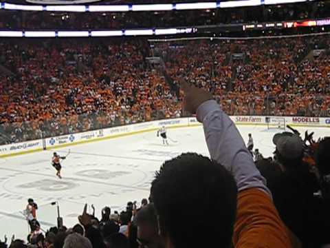 Flyers-Bruins Game 6 of Eastern Conference Semifinals - Final Minute