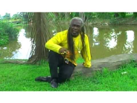 Iwan Esseboom - Witti Visi (Official Video)