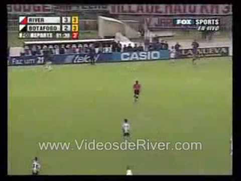 VICTORIA DE RIVER PLATE vs botafogo.wmv