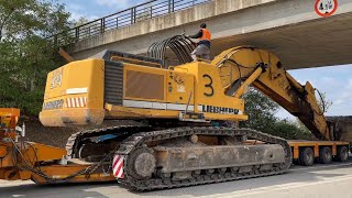 Loading & Transporting The Liebherr 974 Excavator With Goldhofer Trailer