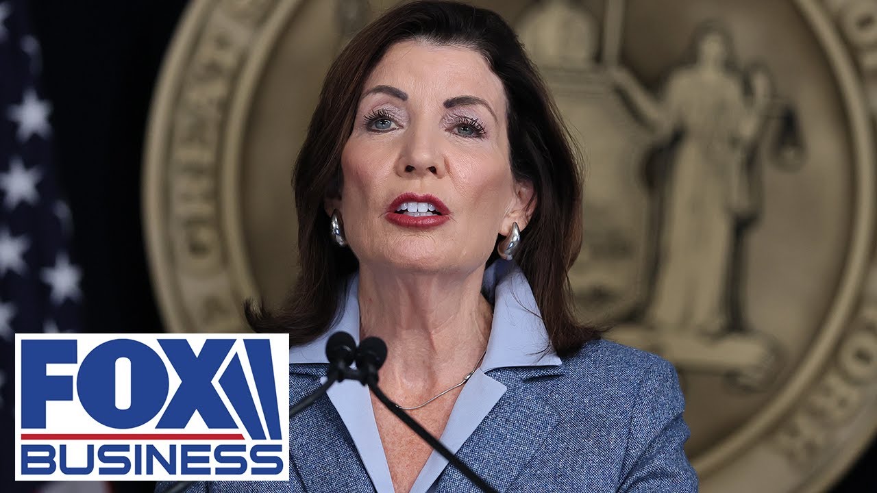 Hochul faces EXPLOSIVE backlash for supporting anti-ICE messaging in NY