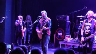 Stiff Little Fingers - Fly The Flag