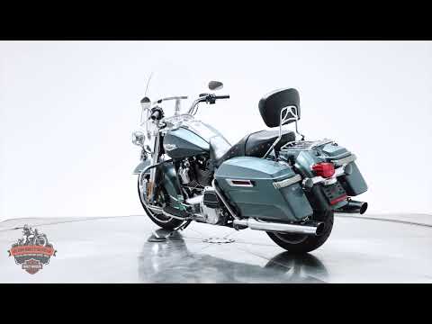 2020 HARLEY-DAVIDSON FLHR ROAD KING in SILVER PINE/SPRUCE with 25246 miles