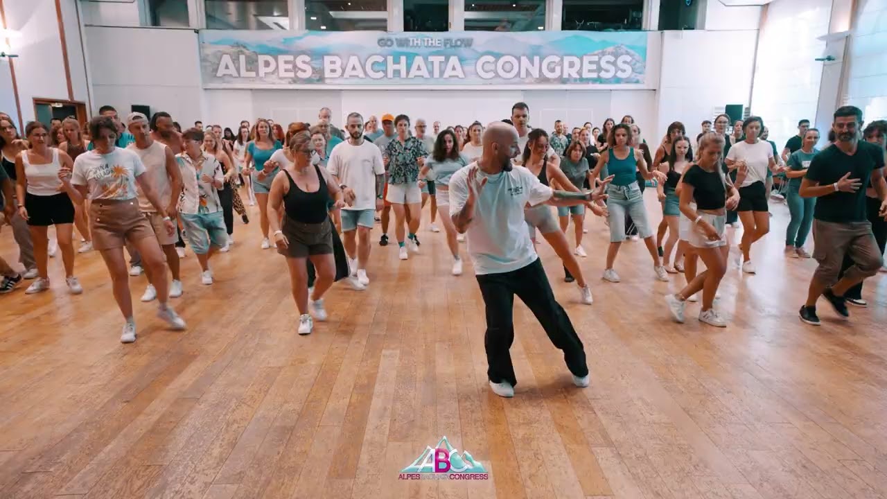 Grupo Extra - Una Vaina Loca by @IslandTouchChannel