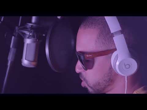 D'Bronx - Interesses (web clip)