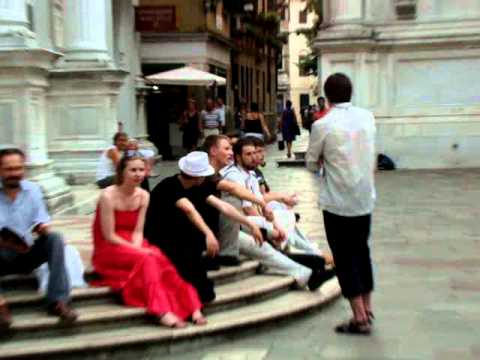 'Russian song' choir in Venice on the street ,,,