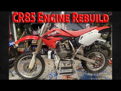 2006 Honda CR85 engine assembly with the Wiseco Garage Buddy engine rebuild kit