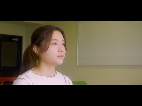 薬学科 【心理社会学科学生インタビュー】実験のレポート作成が難しいけど…