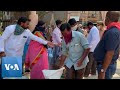 Indian State Government Distribute Food To Migrant Workers