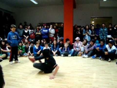 New Kids on The Street Battle 19.02.2011 pablo vs vinni 2.wmv