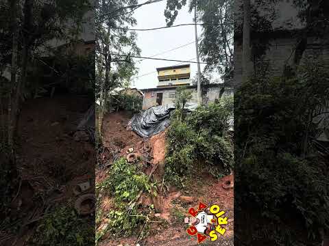 CASA FICA PENDURADA NA FAVELA DO JUSTINO VEREADORES RONI BOI E VEREADOR VITÃO NO LOCAL