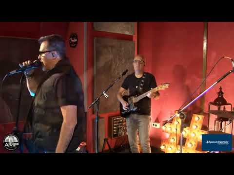FUMANDO NA ESCURIDÃO (Celso Blues Boy)