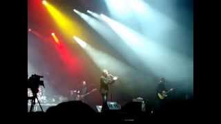 Usar y Tirar-  M-Clan (Magdalena, 23 7 2013)