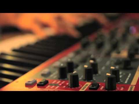 MENGHUJAM JANTUNGKU - TOMPI (LIVE COVER BY AUDIO CANVAS)