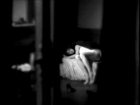 Charlotte Gainsbourg - 5:55 - réalisé par Yvan Attal