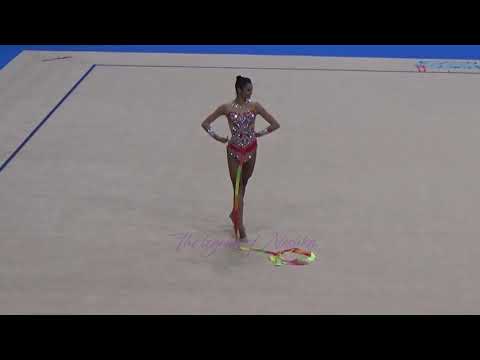 Grisbel LOPEZ ORTEGA (VEN) ribbon - 2015 Stuttgart worlds Qualifs