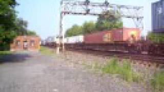 preview picture of video 'CSX 4706 at Centerport, NY 07/19/08'