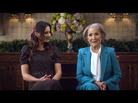 Irena Santor "Bo gdy zima w Warszawie" (Oficjalny teledysk) Feat. Izabela Szafrańska