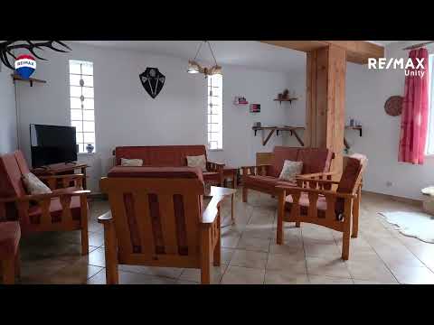 Pensiune de vanzare cu 5 camere + casa de vacanta, Sat Pestera, Brasov