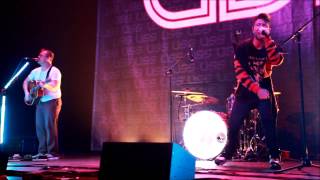 Ubiquitous Synergy Seeker (USS) at The Royal Theatre: Freakquency