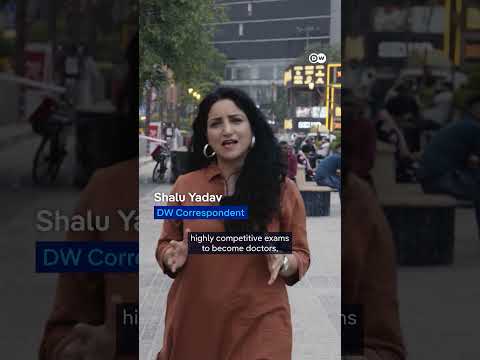 India's Gen Z 'Cockroaches' protest national exams fraud | DW News