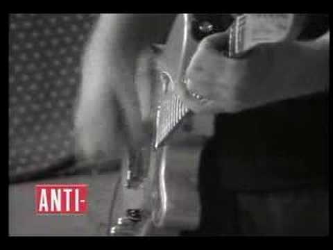 I Almost Killed You - Billy Bragg