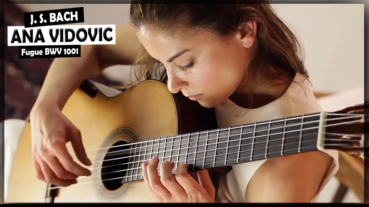 Ana Vidovic plays the Fugue BWV 1001 by J. S. Bach | Siccas Guitars