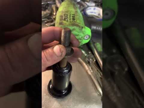 Leaf Spring Shackle Bolt Trick