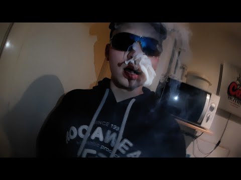 SMOKEY REICHGEWORDEN - GELDKRANK 2 (prod. forlxrn) *OFFICIAL VIDEO*