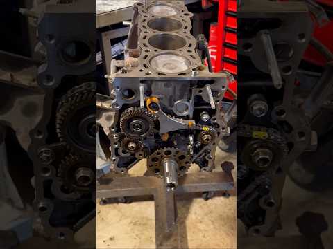 2TR 2.7L Engine Overhaul / Complete video link in description