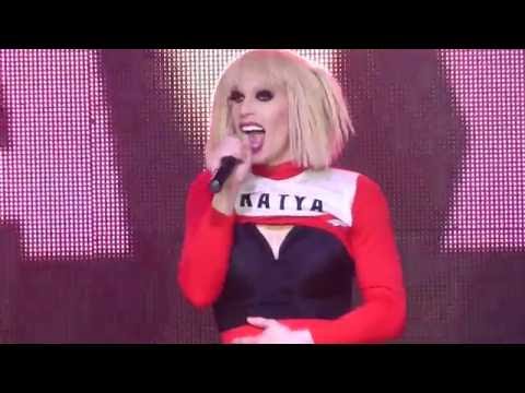 KATYA ZAMOLODCHIKOVA "RUPAUL'S DRAG RACE" | Festa Priscilla (14-10-16) FULL HD - BY LEH SANUTY