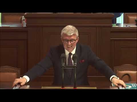 Rozprava ve Sněmovně o důchodové novele a církevních restitucích