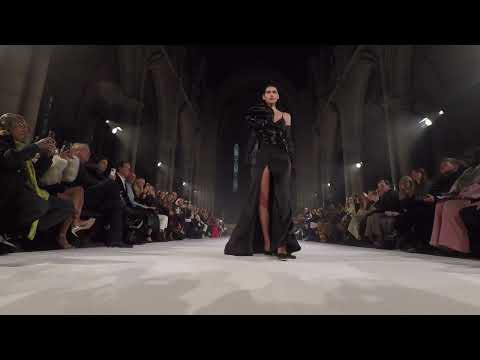 Paris Fashion Week by "Fovari" Haute Couture