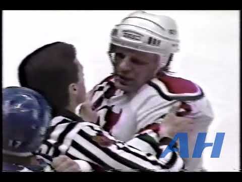 NHL Jan. 26, 1990 New Jersey Devils v Toronto Maple Leafs (R) Viacheslav Fetisov v Wendel Clark