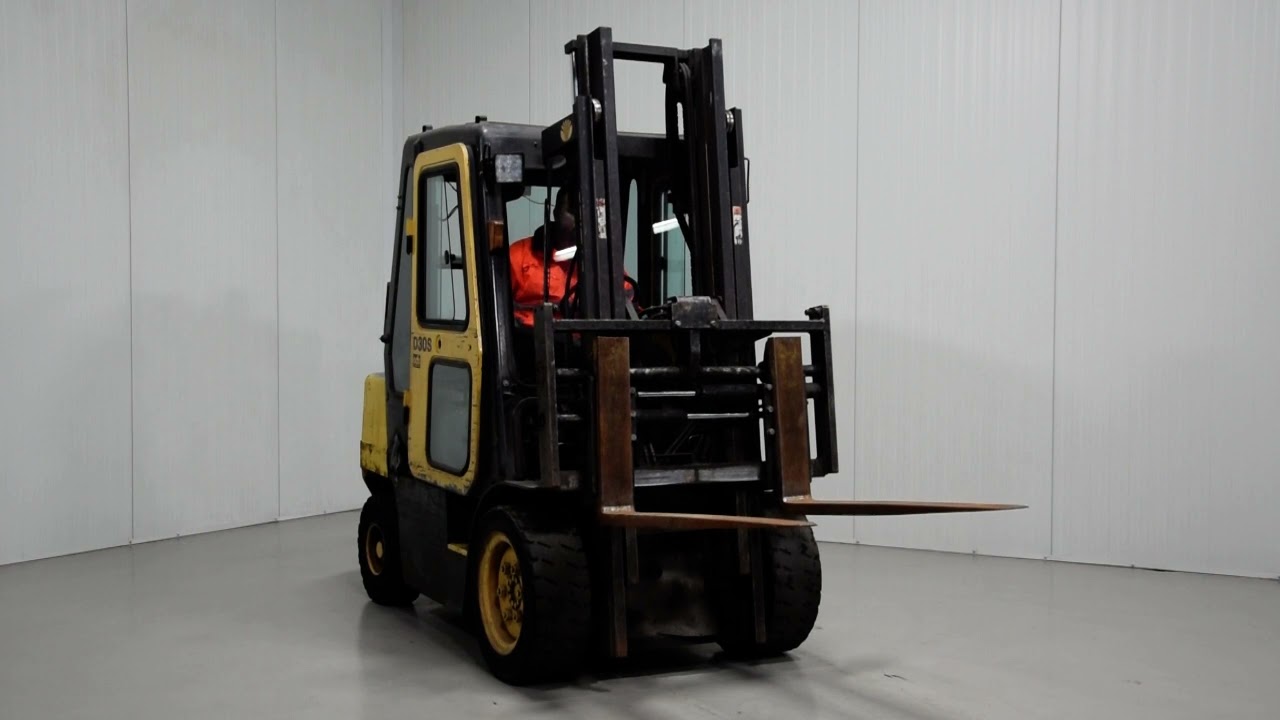 CA13 Daewoo D30S-3; year 2003