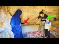 A Big Snake Appears in Nazli's Cave Home! 🐍