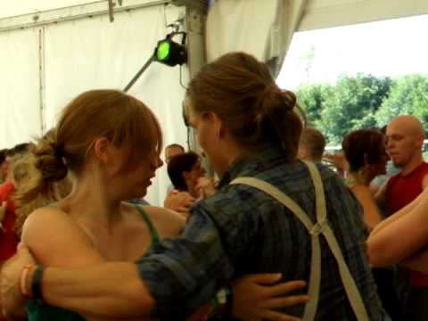 Parasol  2  -  Valse a cinq temps  -  Boombal Festival 2009