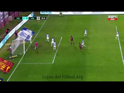 GOL de MALCORRA de VOLEA para el 1-0. #Lanús vs #GodoyCruz.