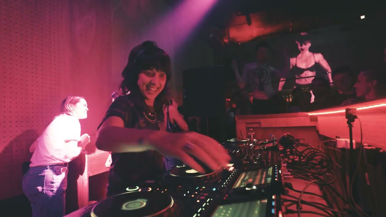 Chloé Caillet - Live @ Number 90, London 2025