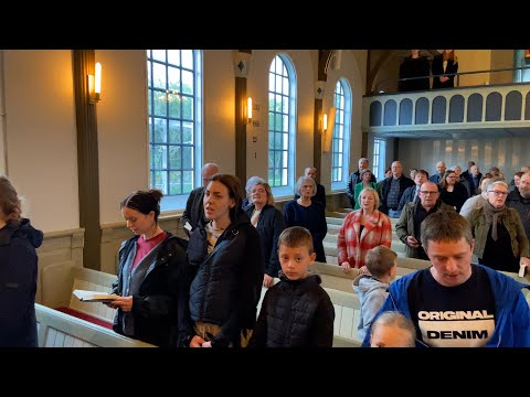 Nú dagurin at enda er