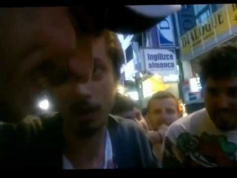 Cumali Efrah - Bir Çiçekçi Var Kapında