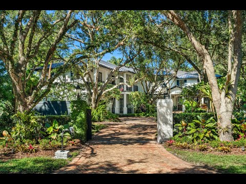 The Jills Zeder Group presents 6835 SW 101st St, Pinecrest, FL 33156, USA