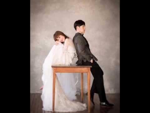 Comedian Bae Seul Gi and her husband-to-be are all smiles in wedding photo shoot