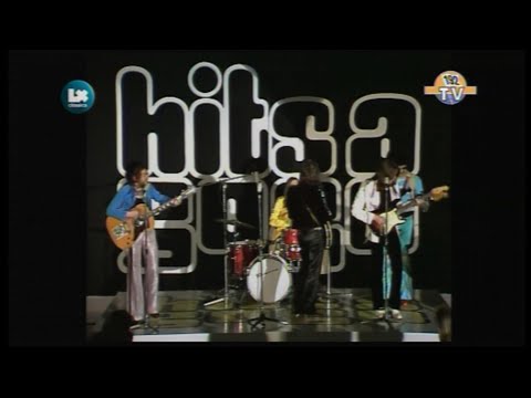 Stealers Wheel - Stuck In The Middle With You ( Original Footage Hits-A-Gogo  1973 HQ Audio )