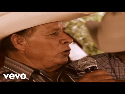 Catarino Leos - Que Suerte La Mía (En Vivo)